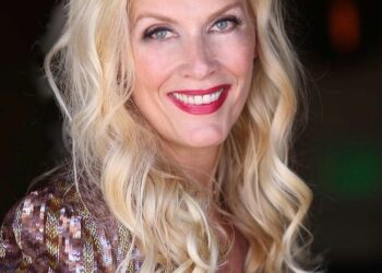 gunilla persson's net worth