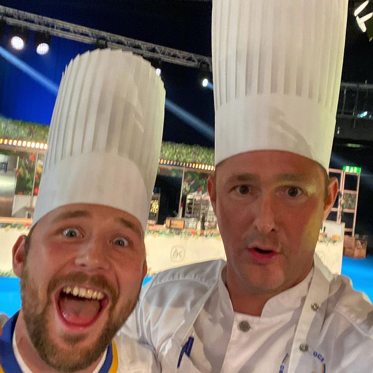 Tom with Chef of the year 2020