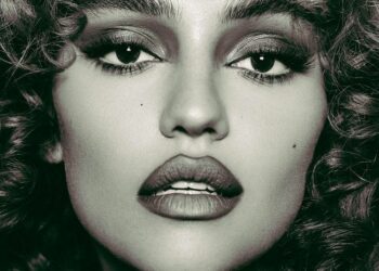 Her black and white face image