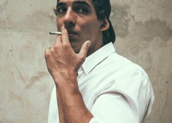 miguel herrán smoking