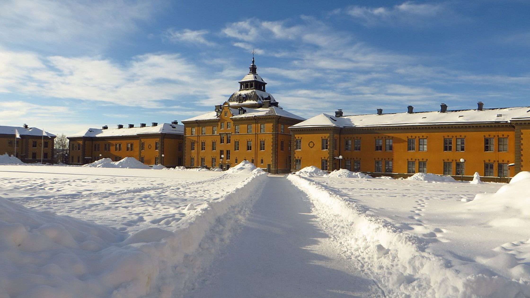 Winter view of Mid Sweden University.