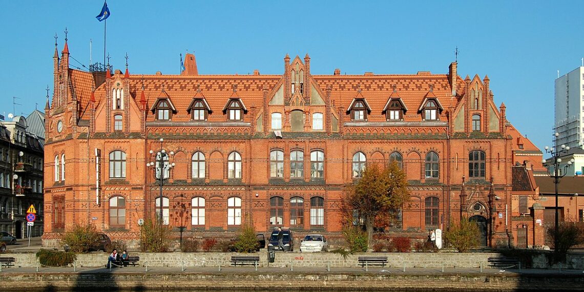 A building from the city of Bydgoszczy in Poland.